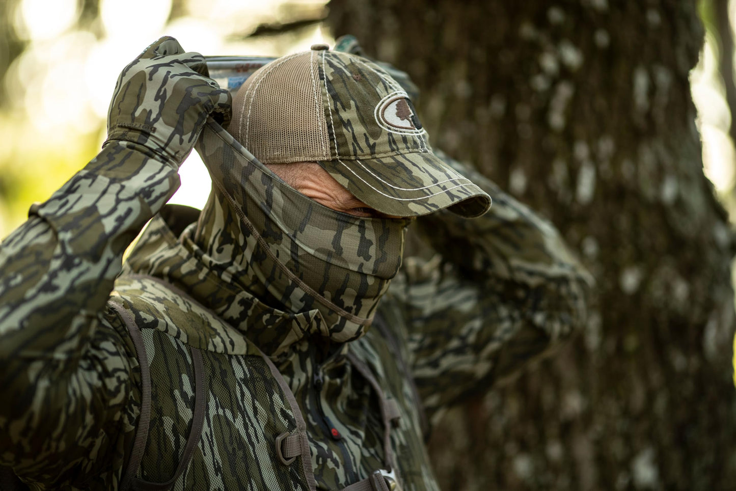 Mossy Oak Camo Hunting Face Mask, Neck Gaiter