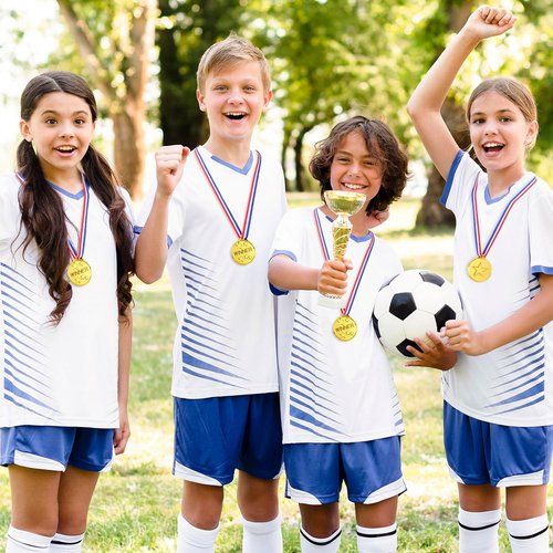 GCTWFYK 100 Pcs Plastic Gold Winner Medals for Kids, Award Medals Bulk with Ribbon for Sports Party Favors, Games Competition, Spelling Bee and Decorations