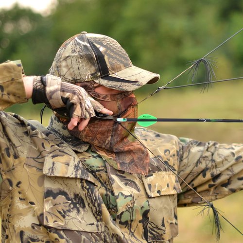6 Pack G Lighted Nocks for Arrows with .165 .204 .233 .244 .246 Inside Diameter with X, H, S, GT Bushings High Visibility Lighted Arrow Nocks (Green - 6 Pack)