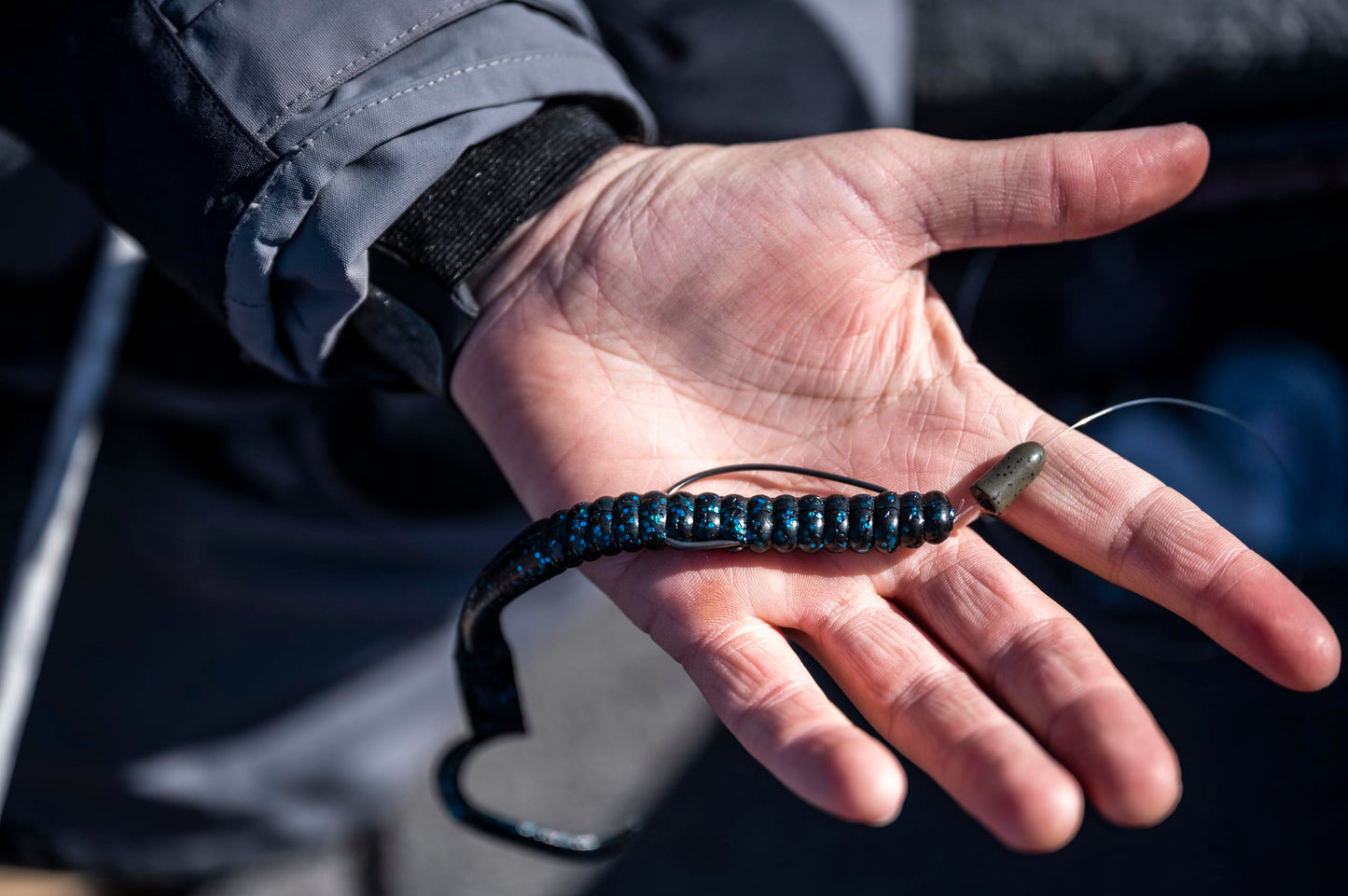 Berkley PowerBait® Power Worm Fishing Bait, Black Blue Fleck, 7in | 18cm, Irresistible Flavor, Classic Curly Tail Worm Profile, Ideal for Spring, Summer and Fall Fishing