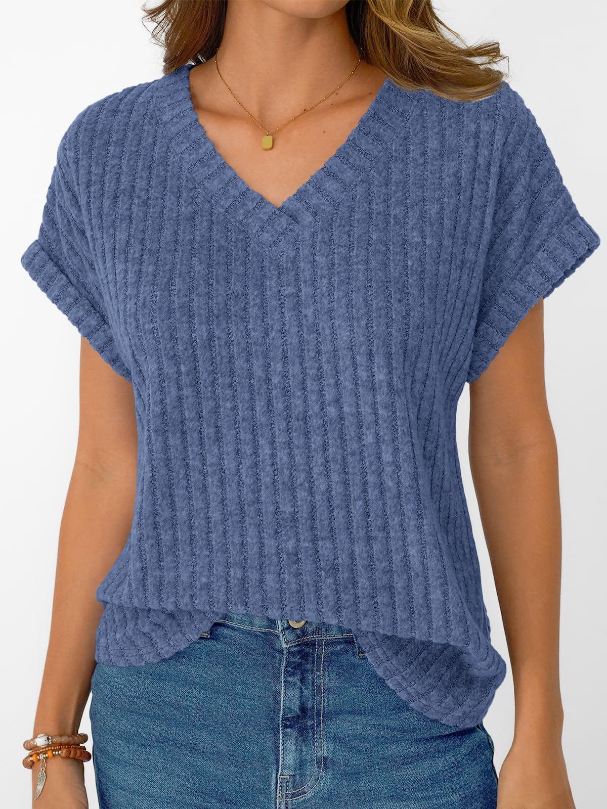 AUTOMET Womens Short Sleeve V Neck Cute Tops 2026 Fall Fashion Sweaters