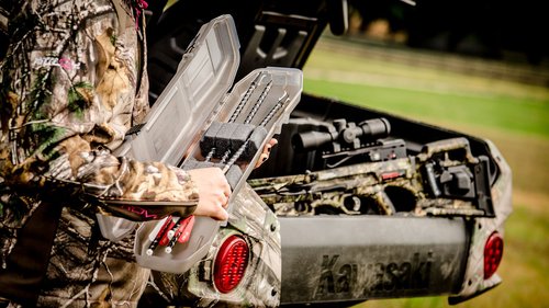 MTM BTBC-41 Traveler Crossbow Bolt Case, Holds 6 bolts up to 24.25", USA Made, Clear Smoke