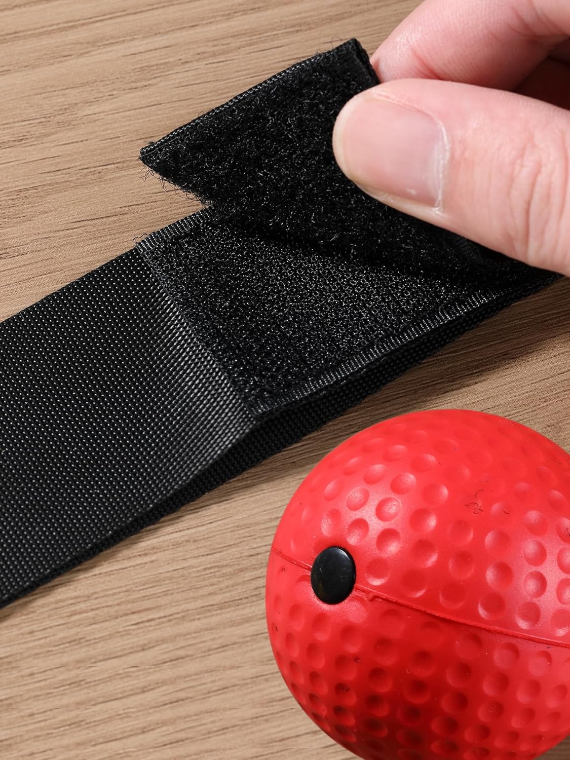 2 Balls (Black & Red) for Reflex Training and Boxing Practice, Boxing Reaction Speed Training Balls with Black Nylon Headband