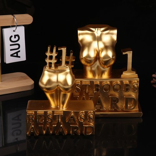 Cowenhey Best Ass Award - Best Boobs Award Female Body Figure Sculpture Trophy, Hilarious Resin Body Sculpture Desktop Decor, Novelty Prank Gift for Friends & Coworkers (Best Ass Award)