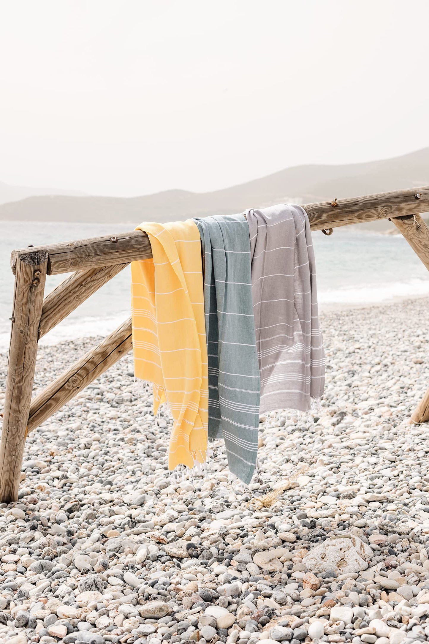 Madamelique Turkish Beach Towel with Beach Bag - 39 x 74 - Prewashed Beach Towels Oversized -%100Cotton - Quick Dry - Sand Free - Hand Loomed Turkish Bath Towels - Unique Absorbent Towel (Teal)
