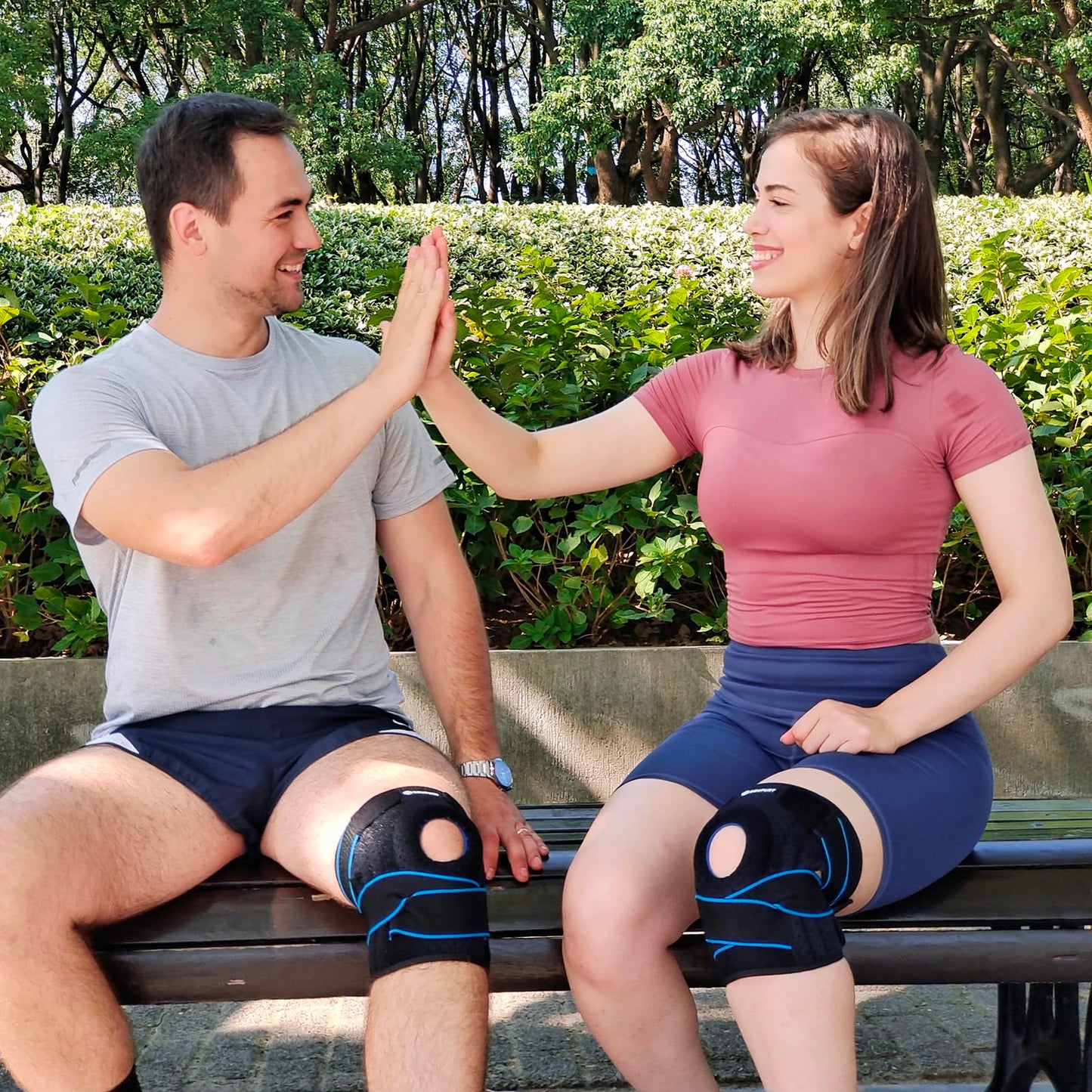 DOUFURT Knee Brace for Men & Women, Side Stabilizers & Patella Gel Pads