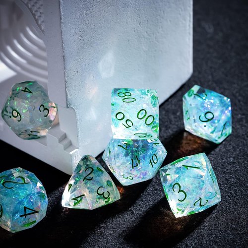 CRITALLIC 7PCS DND Dice Set,Transparent Sharp Edge Dice Set D&D RPG Polyhedral Die,for Dungeons and Dragons TTRPG Games Roleplaying Games,with Gift Box(Green)