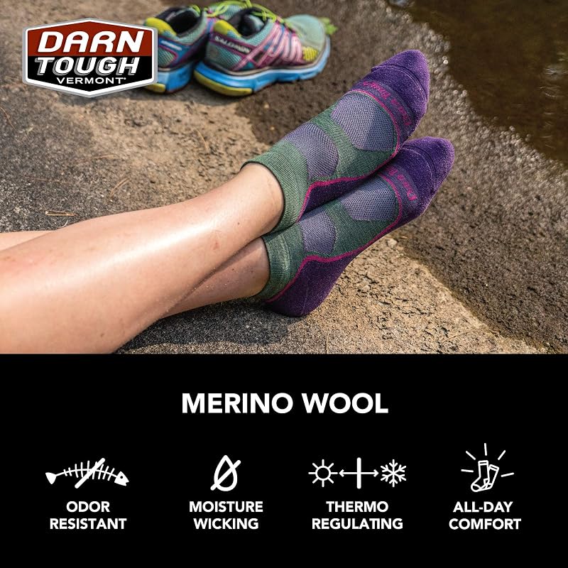 Darn Tough Vermont Women's Hiker Quarter Midweight Cushion Socks - Mountain White, Medium