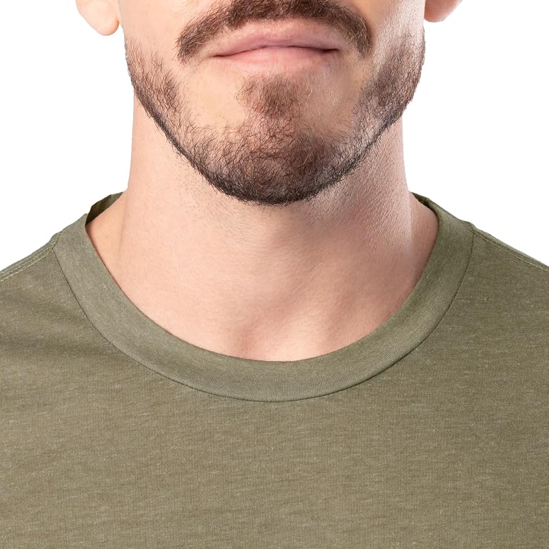 Realtree Men's Short Sleeve Graphic Performance Tee - Moisture-Wicking Lightweight Outdoor T-Shirt, Bungee Cord/Outdoor Tail