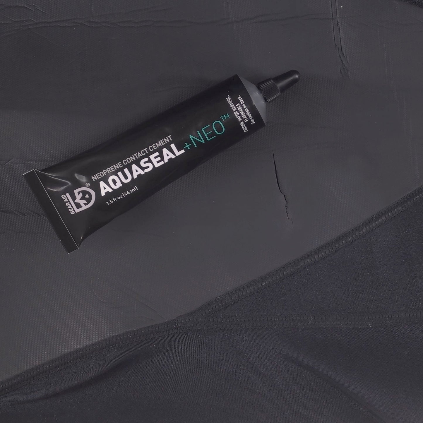 GEAR AID Aquaseal NEO Contact Cement for Neoprene and Wetsuit Repair, 1.5 fl oz, Black (14110)