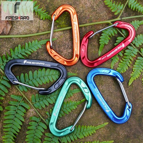 FresKaro caribeener Clips, Wire gate Carabiner Heavy Duty, Small Mini Caribeaner Wiregate Hooks, Lightweight, 5 Pack, for Keychain, Key, Belt Holders, Outdoor, Backpack, Gym, 5 Colors