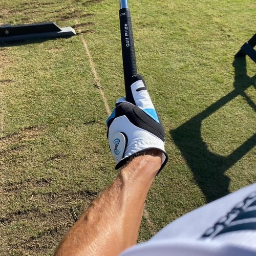 ME AND MY GOLF True Grip Training Golf Glove - Perfect Grip Every Swing (Medium-Large, Left Hand (for Right-Handed Golfers))