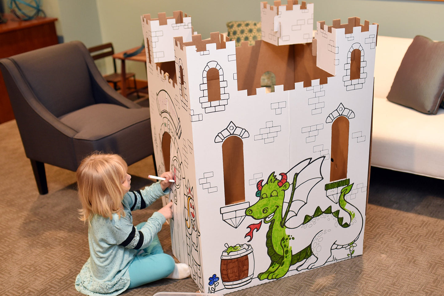 Easy Playhouse Cardboard Fairy Tale Castle - Kids Color & Draw Fort