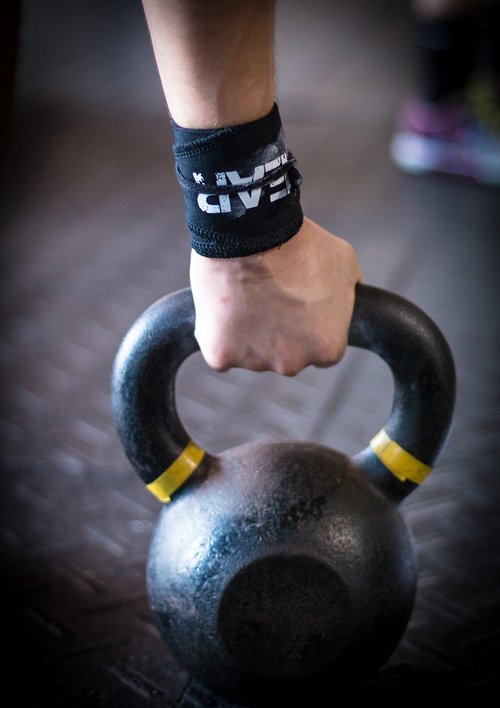 WOD Wear Wrist Wraps for Powerlifting, Strength Training, Bodybuilding, Cross Training, Olympic Weightlifting, Yoga Support - One Size Fits All (Diamond Pattern)