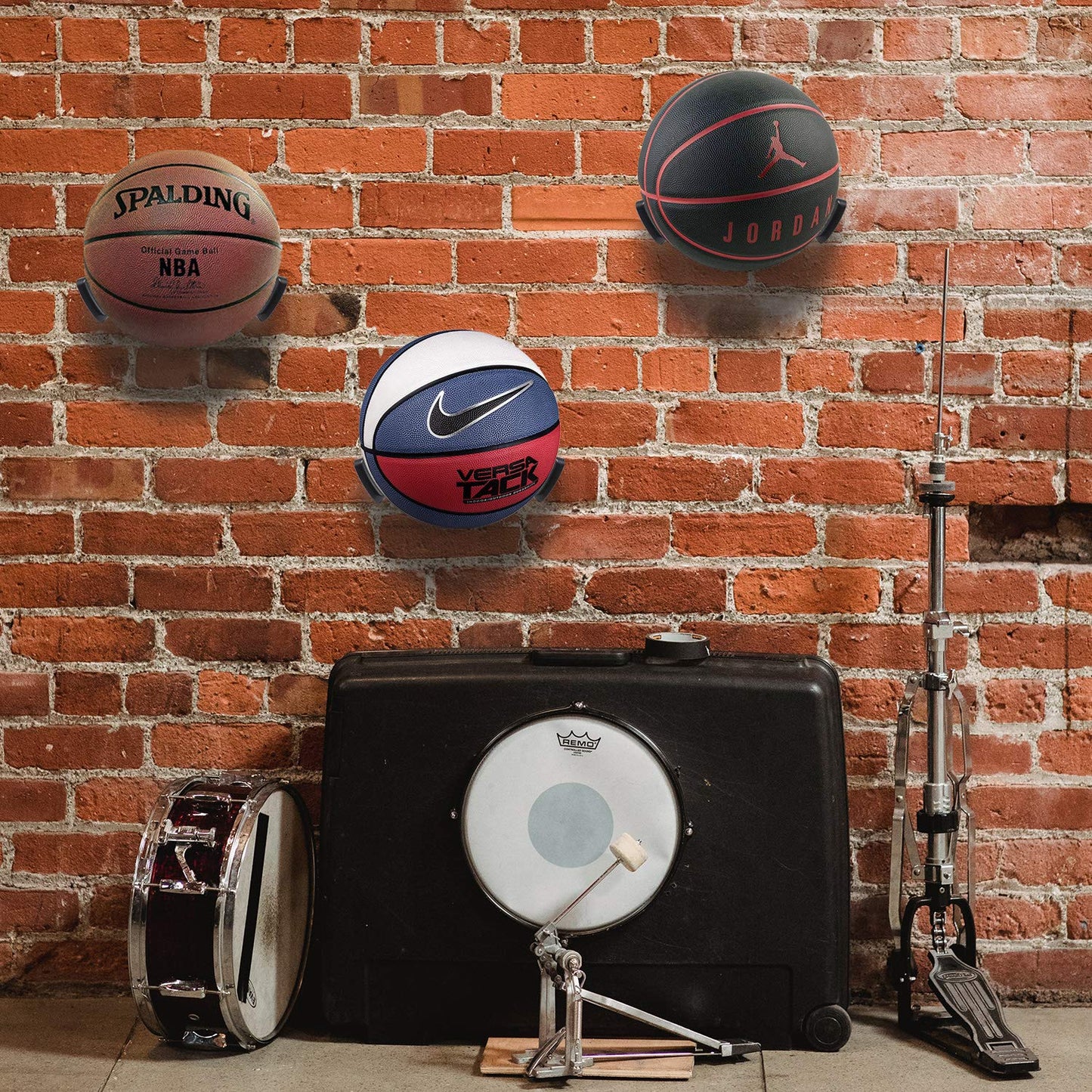Jolitac Wall Mounted Ball Holder Display Sports Balls Storage and Decoration Shelf Black Self-Sticking Claw Racks (1 PC, Without Ball)