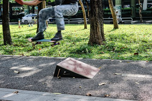 Andjoor Kids Skateboard & Bike Ramp - BMX, Scooter, RC Car & Dirt Bike Ramps with Jumps